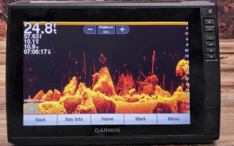 8 Best Fish Finders for Small Boats in 2026